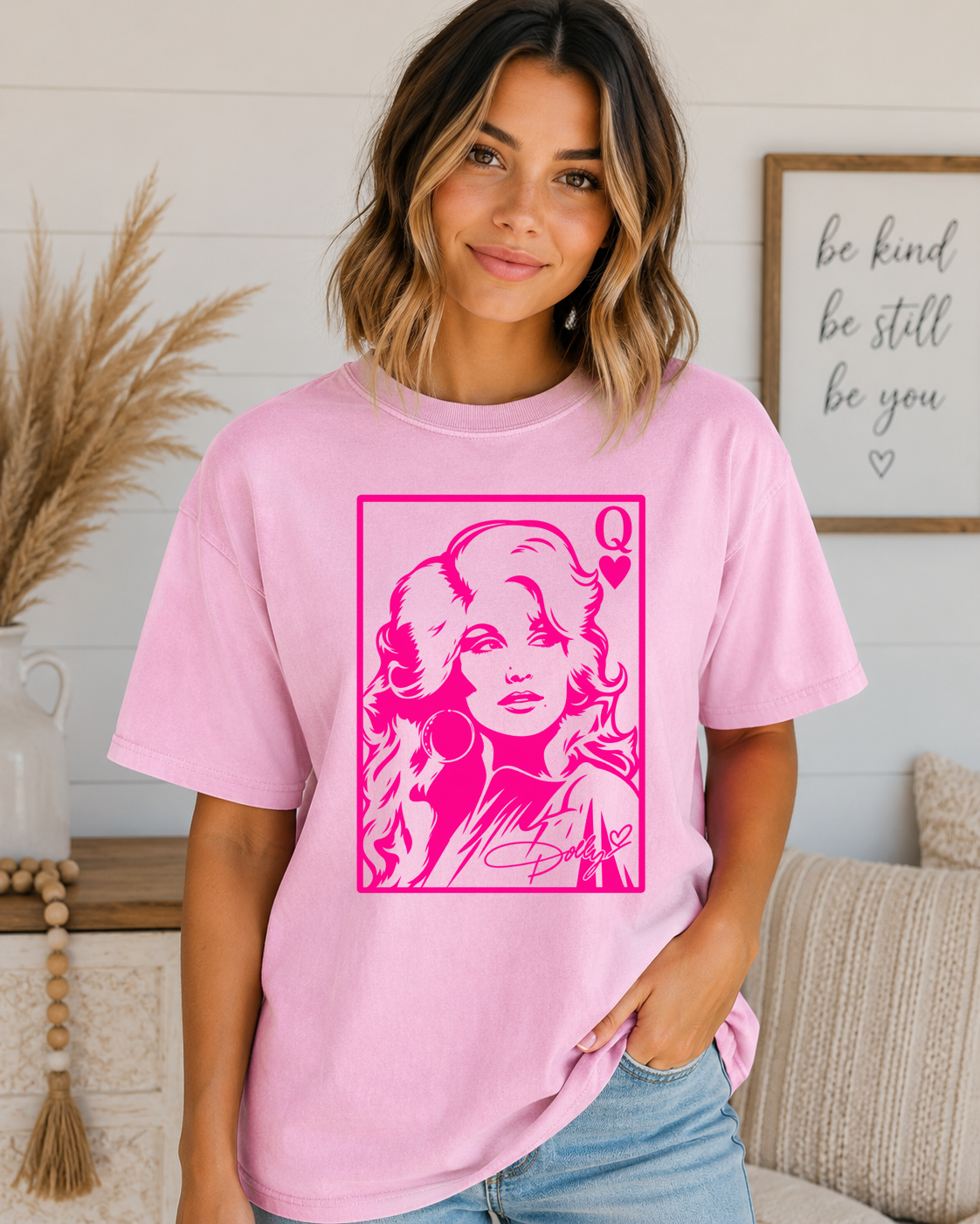 Dolly Parton Queen of Hearts Comfort Colors T-Shirt | Country Music Graphic Tee | Pink Dolly Inspired Shirt | Southern Country Music Tee