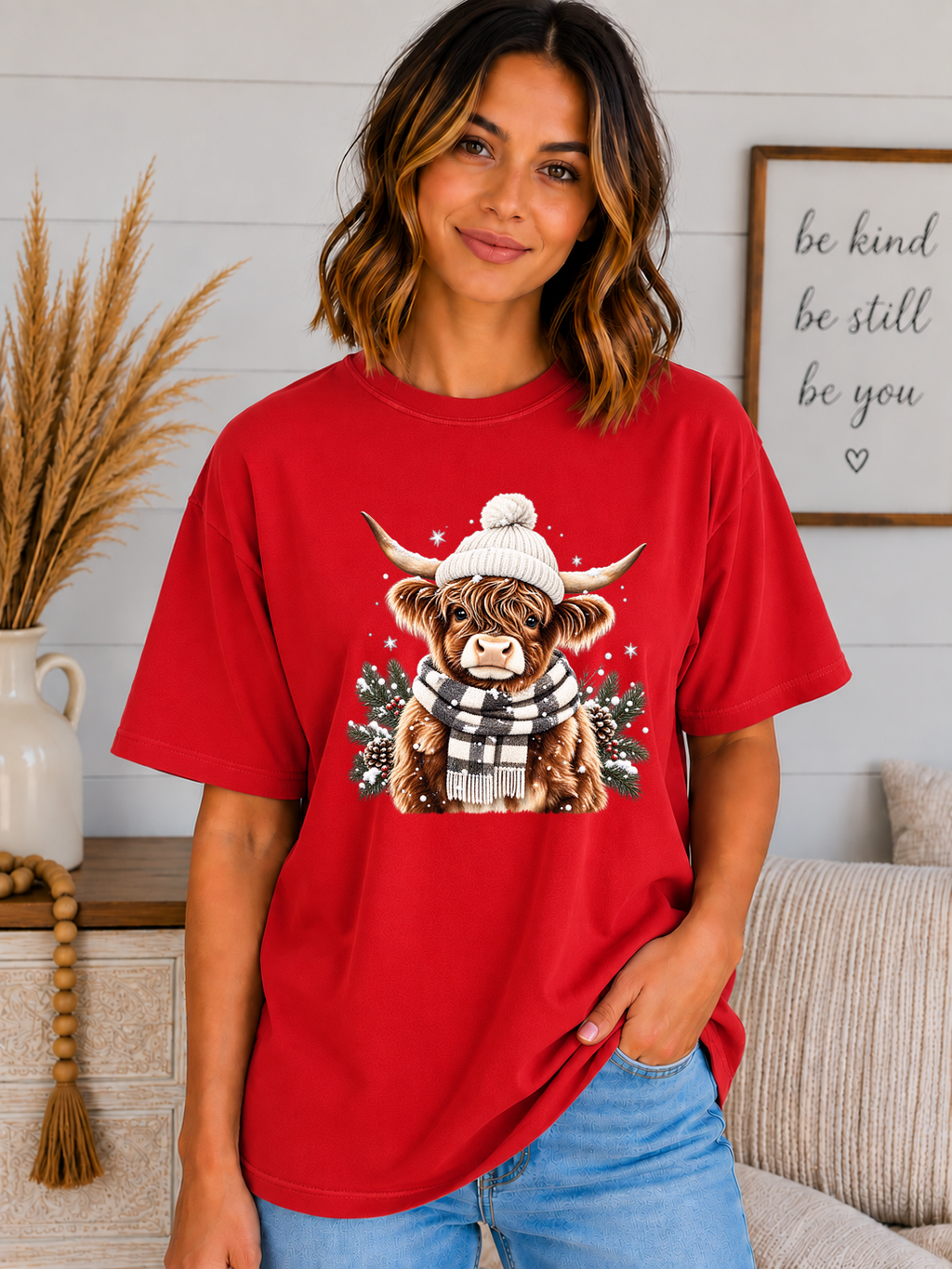 Cozy Highland Cow Christmas Comfort Colors T-Shirt – Winter Highland Cow Graphic Tee, Cute Holiday Shirt, Rustic Christmas Tee