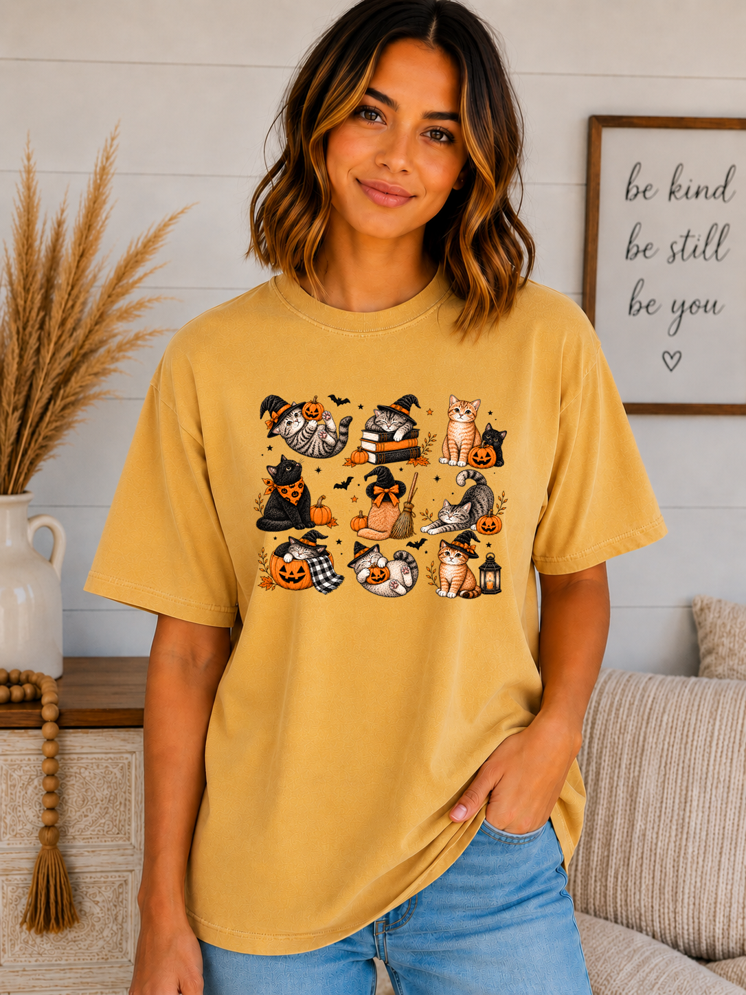 Cute Halloween Cats Comfort Colors T-Shirt – Spooky Witchy Cats, Pumpkins & Fall Graphic Tee