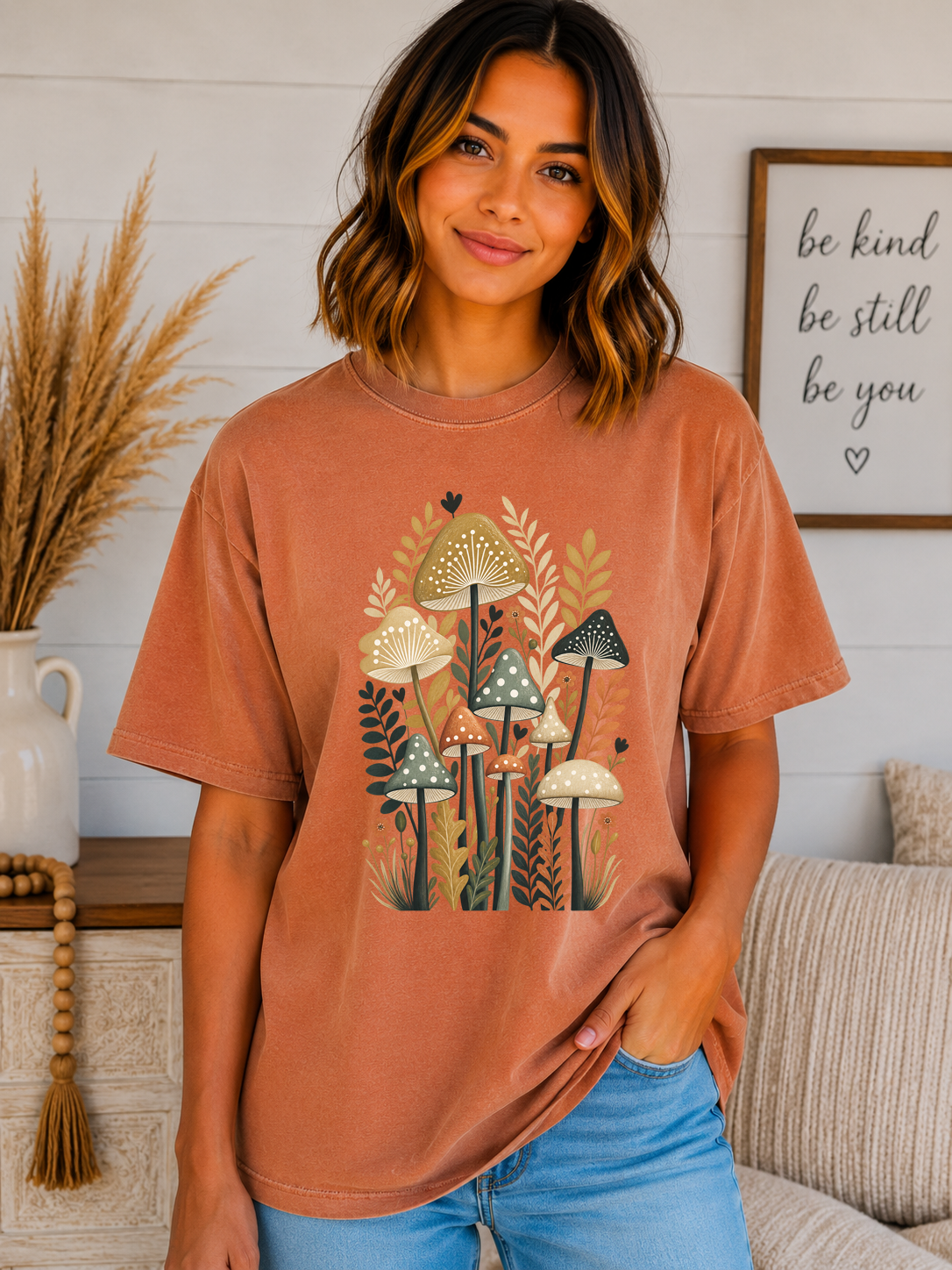 Comfort Colors Mushroom T-Shirt – Retro Botanical Mushroom Graphic Tee, Boho Woodland Nature Shirt, Cottagecore Floral Tee