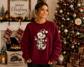 Patchwork Snowman Gildan Sweatshirt – Cute Christmas Snowman Crewneck, Faux Patchwork Holiday Graphic Sweatshirt, Cozy Winter Christmas Sweater